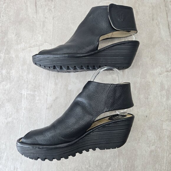 Fly London Yone Wedge Sandal 8-8.5 Black Leather Peep Toe Casyak Platform Wedges - Picture 6 of 14